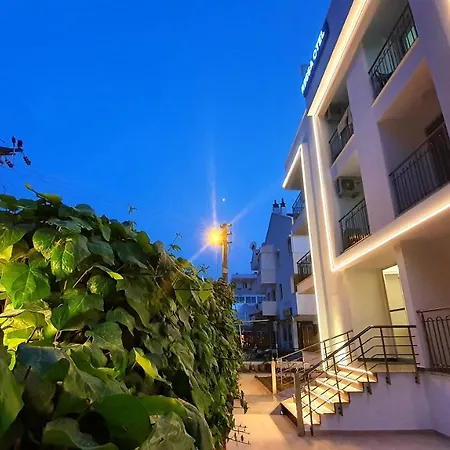 Ressa Apartment *