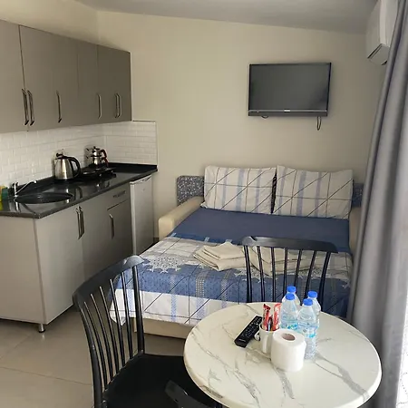 Ressa Hotel *